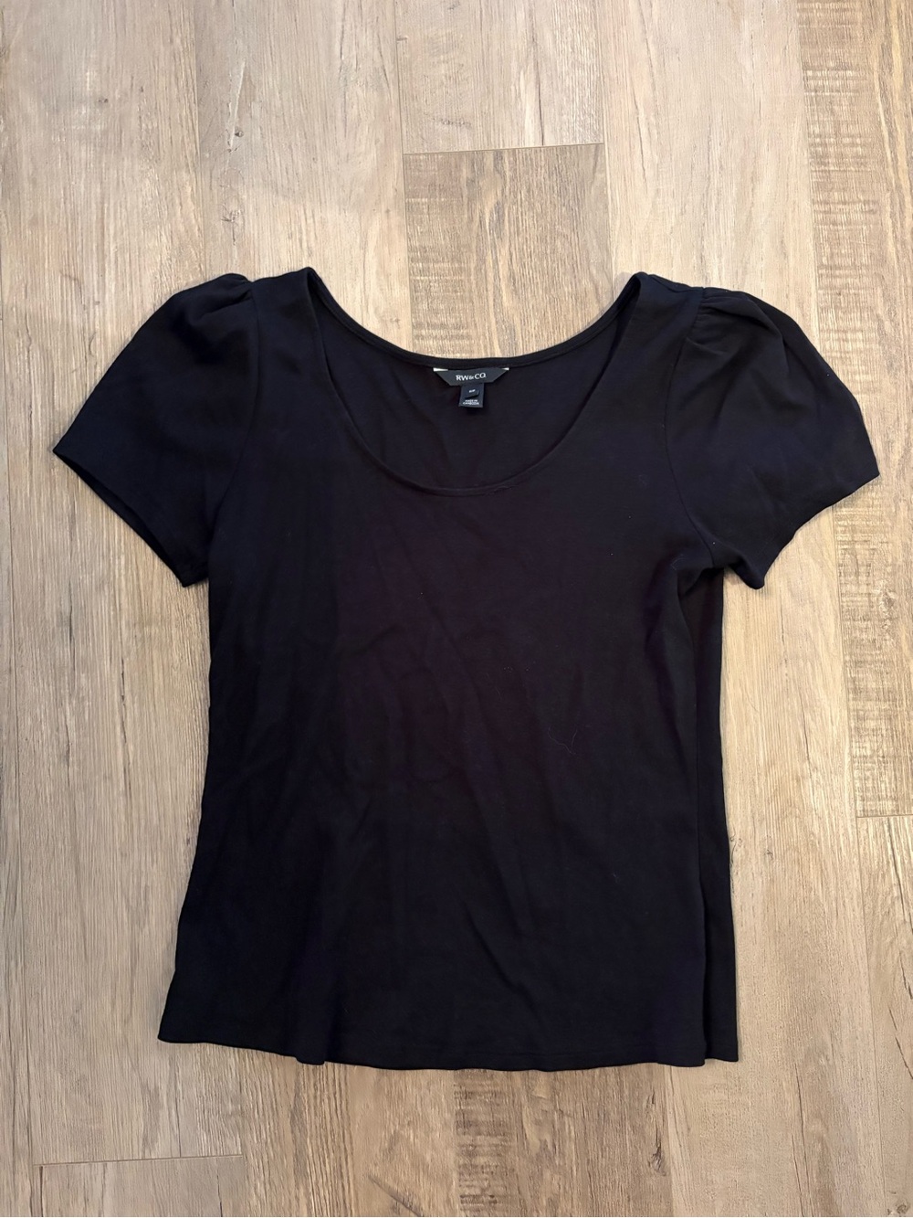 Cute Basic RW & Co with Puff Cap Sleeve Tee